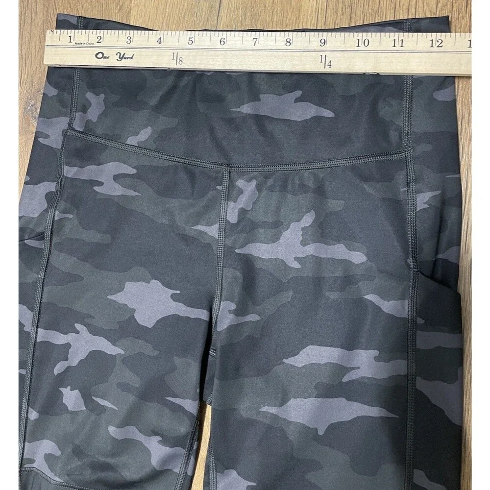 Athleta ultimate pocket